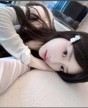 清纯可爱小姐姐